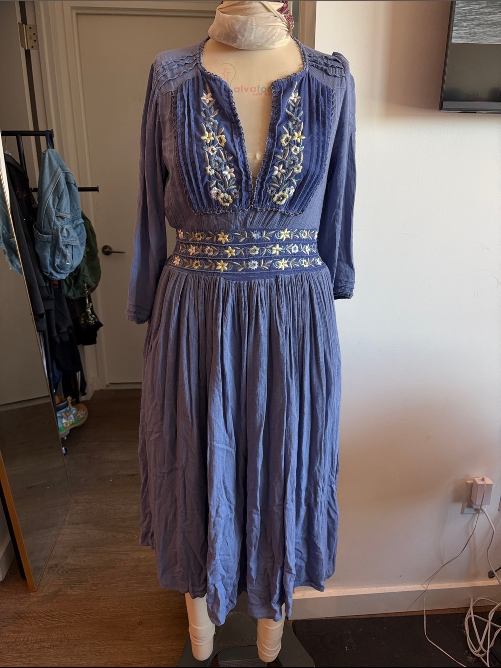 Embroidered Blue Women's Midi Dress